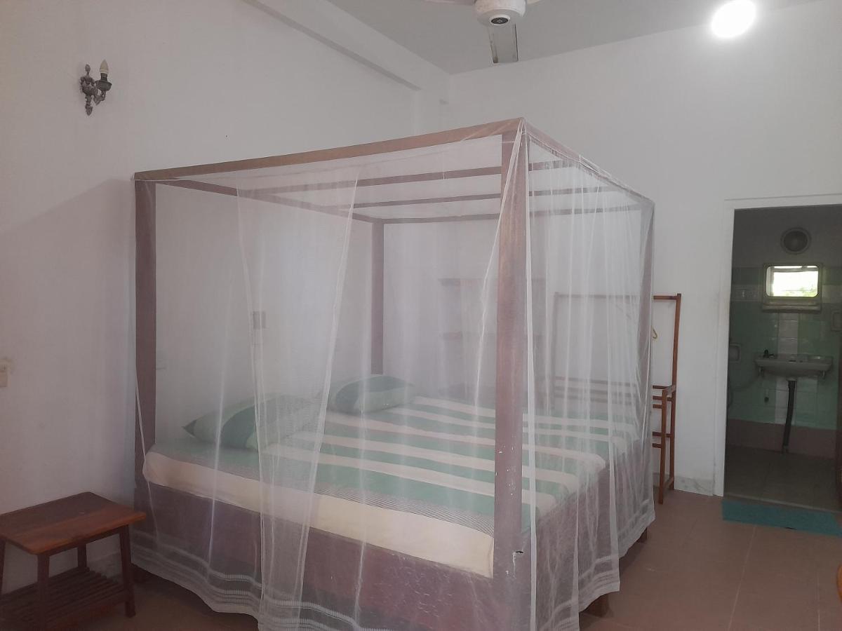 Hotel Santis Hikkaduwa Esterno foto