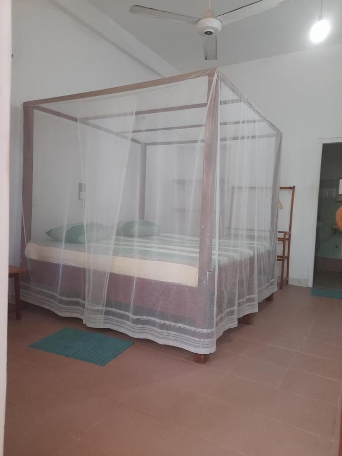 Hotel Santis Hikkaduwa Esterno foto